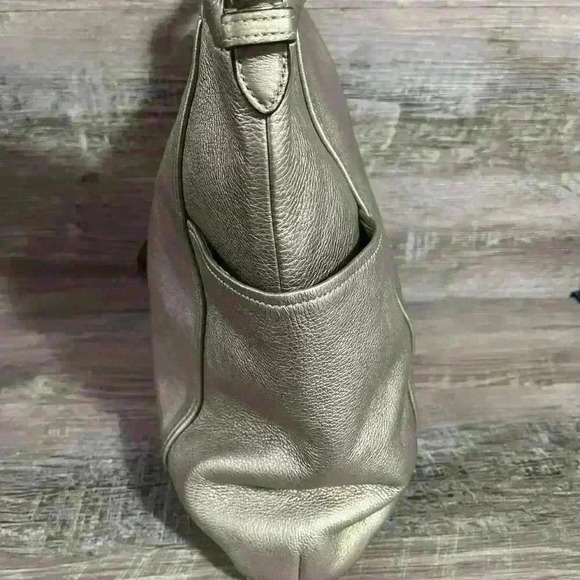 Coach Metallic Leather Crossbody Tote Shoulder Bag Style #F16509 - Picture 8 of 16